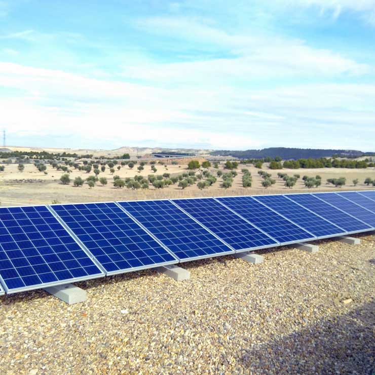 Instalación cubierta plana de placas solares Castilla La Mancha